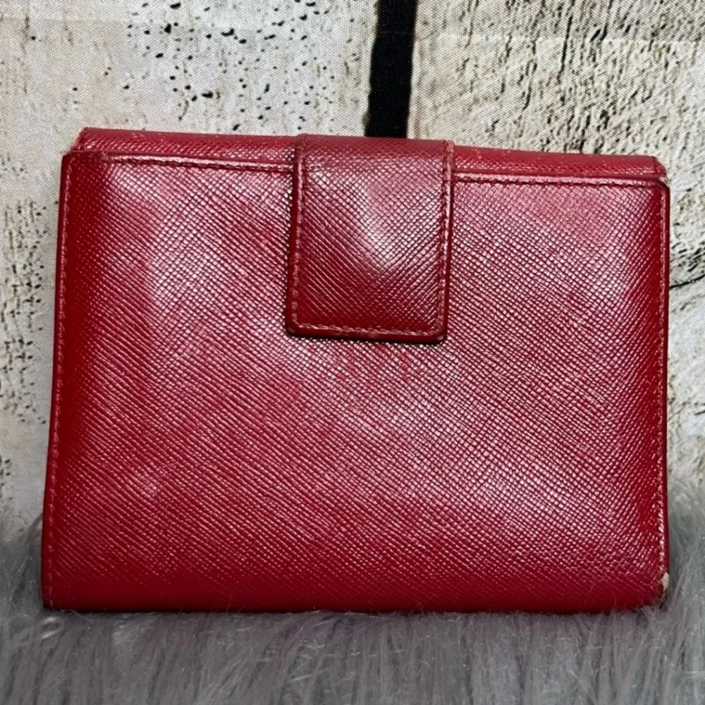Prada Red Saffiano Metal Leather Logo wallet - Picture 6 of 9